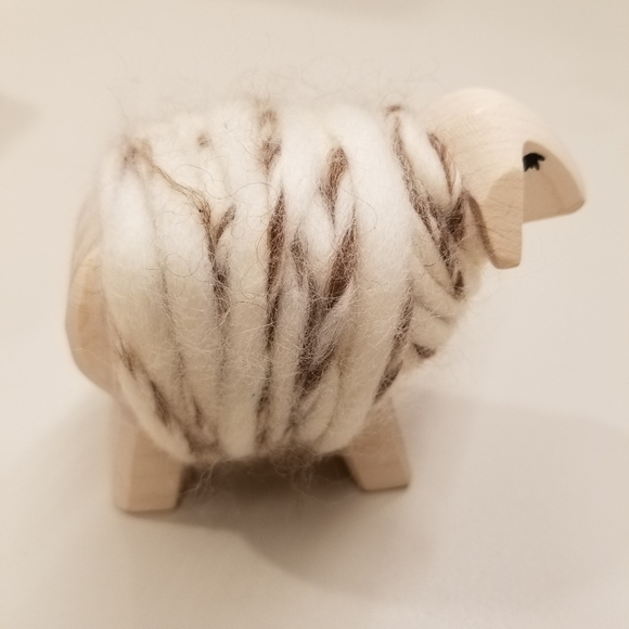 Sheep Pin and Toy - Picture 5 of 9